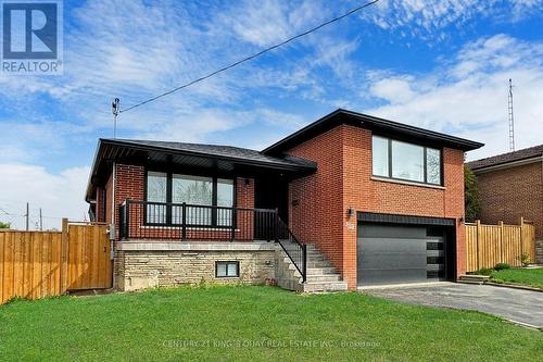 129 Exbury Road, Toronto (Downsview-Roding-Cfb), ON - Outdoor