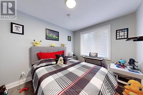 129 Exbury Road, Toronto (Downsview-Roding-Cfb), ON - Indoor Photo Showing Bedroom