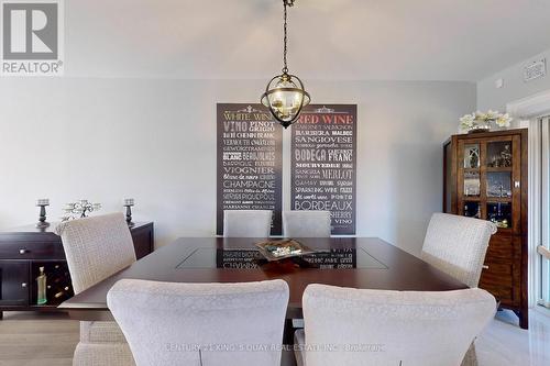 129 Exbury Road, Toronto (Downsview-Roding-Cfb), ON - Indoor Photo Showing Dining Room