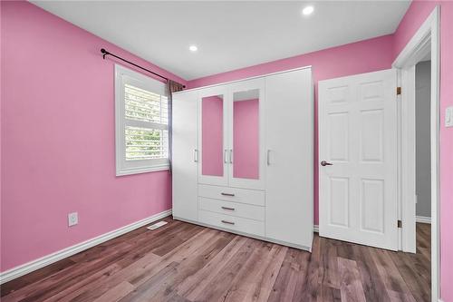 221 Gray Road, Hamilton, ON - Indoor Photo Showing Other Room