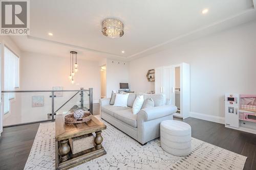 108 Lovett Lane, Guelph (Hanlon Creek), ON - Indoor Photo Showing Living Room