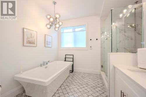 108 Lovett Lane, Guelph (Hanlon Creek), ON - Indoor Photo Showing Bathroom