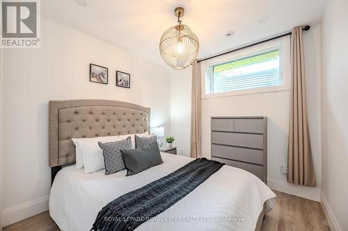 108 Lovett Lane, Guelph (Hanlon Creek), ON - Indoor Photo Showing Bedroom