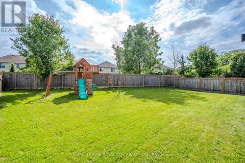 108 Lovett Lane, Guelph (Hanlon Creek), ON - Outdoor With Backyard