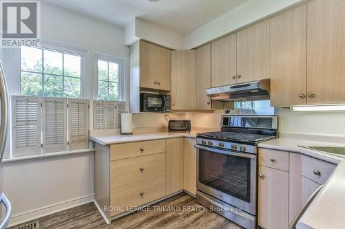 50 - 1220 Royal York Road, London, ON - Indoor Photo Showing Kitchen