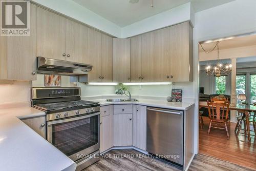 50 - 1220 Royal York Road, London, ON - Indoor Photo Showing Kitchen