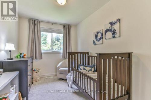 50 - 1220 Royal York Road, London, ON - Indoor Photo Showing Bedroom