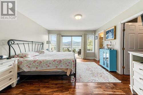 113 Christie Mountain Lane, Okanagan Falls, BC - Indoor Photo Showing Bedroom