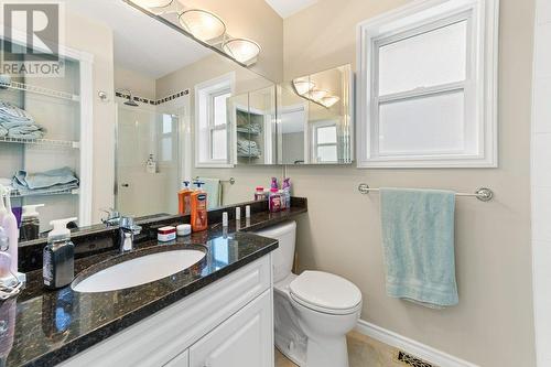 113 Christie Mountain Lane, Okanagan Falls, BC - Indoor Photo Showing Bathroom