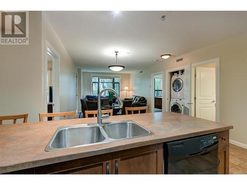 654 Cook Road Unit# 242, Kelowna, BC - Indoor Photo Showing Kitchen With Double Sink