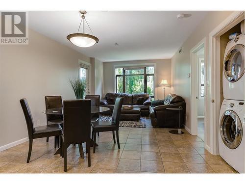 654 Cook Road Unit# 242, Kelowna, BC - Indoor Photo Showing Laundry Room