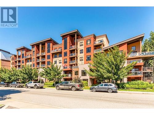 654 Cook Road Unit# 242, Kelowna, BC - Outdoor With Facade