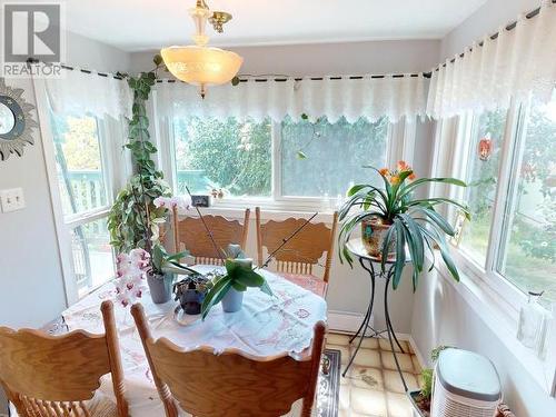 12328 Highway 101, Powell River, BC - Indoor Photo Showing Dining Room