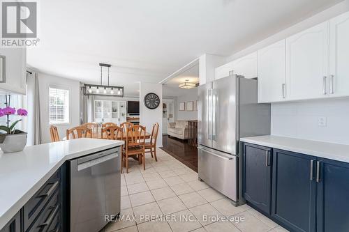 2233 Nevils Street, Innisfil, ON - Indoor Photo Showing Kitchen