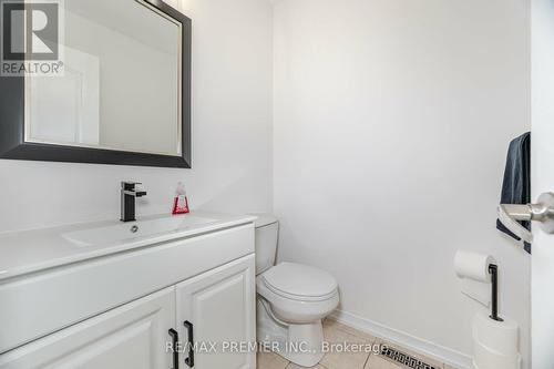 2233 Nevils Street, Innisfil, ON - Indoor Photo Showing Bathroom