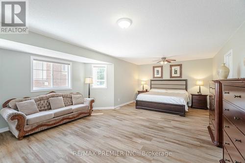 2233 Nevils Street, Innisfil, ON - Indoor Photo Showing Bedroom