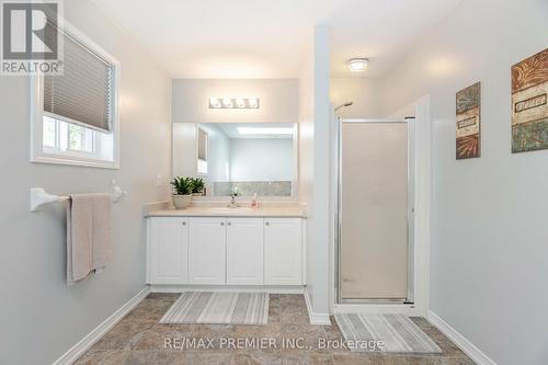 2233 Nevils Street, Innisfil, ON - Indoor Photo Showing Bathroom