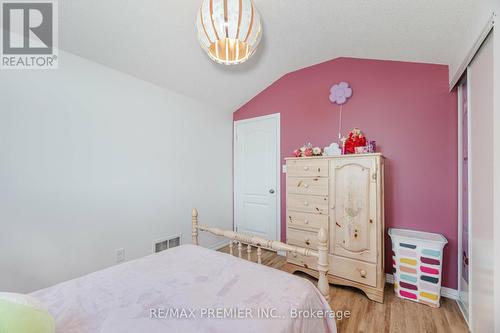 2233 Nevils Street, Innisfil, ON - Indoor Photo Showing Bedroom