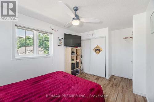 2233 Nevils Street, Innisfil, ON - Indoor Photo Showing Bedroom