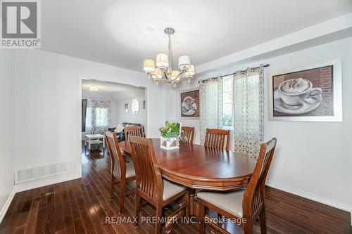 2233 Nevils Street, Innisfil, ON - Indoor Photo Showing Dining Room