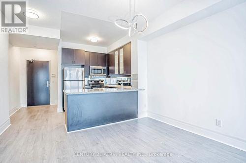 402 - 131 Upper Duke Crescent, Markham (Unionville), ON - Indoor Photo Showing Kitchen