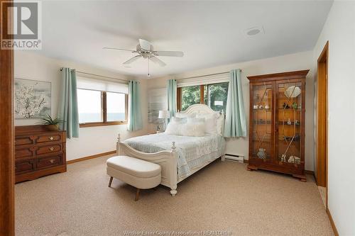 1405 Heritage Road, Kingsville, ON - Indoor Photo Showing Bedroom