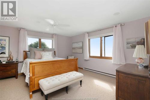 1405 Heritage Road, Kingsville, ON - Indoor Photo Showing Bedroom