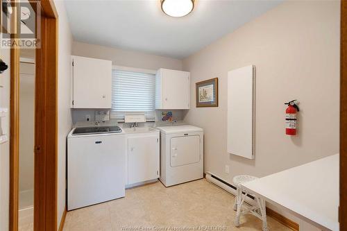 1405 Heritage Road, Kingsville, ON - Indoor Photo Showing Laundry Room