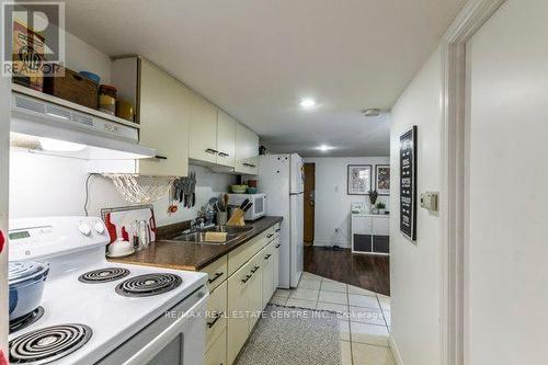 123 Krug Street, Kitchener, ON - Indoor Photo Showing Kitchen