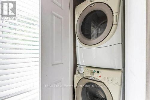 123 Krug Street, Kitchener, ON - Indoor Photo Showing Laundry Room