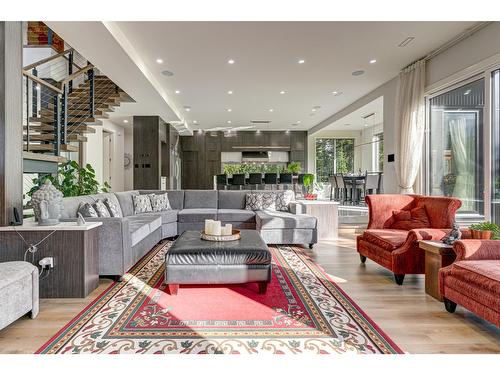 4 Sunset Lane, Fernie, BC - Indoor Photo Showing Living Room