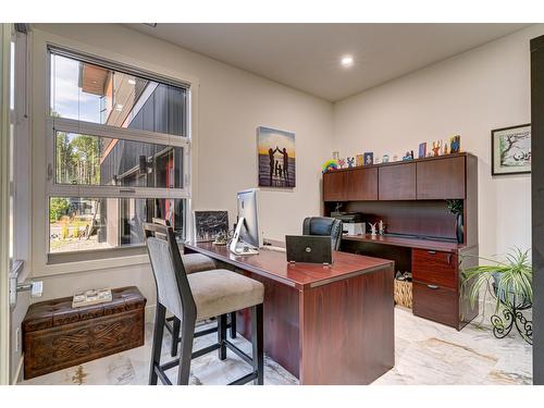 4 Sunset Lane, Fernie, BC - Indoor Photo Showing Office