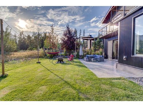 4 Sunset Lane, Fernie, BC - Outdoor