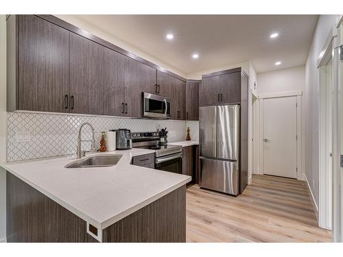 4 Sunset Lane, Fernie, BC - Indoor Photo Showing Kitchen