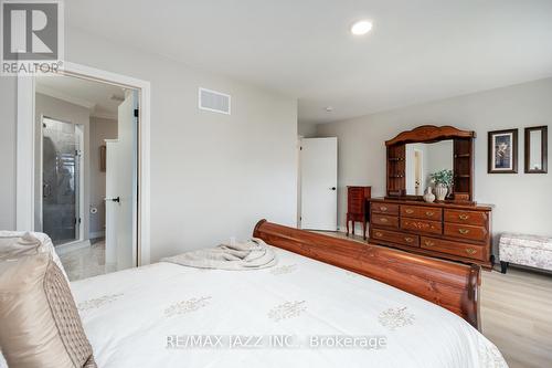 119 Bavin Street, Clarington (Bowmanville), ON - Indoor Photo Showing Bedroom