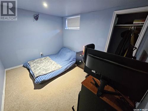 408 Duffield Street W, Moose Jaw, SK - Indoor Photo Showing Bedroom