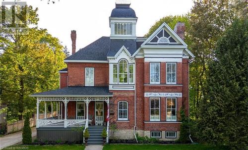 A commanding home with meticulous renovations and updates that maintained the original character - 932 3Rd Avenue W, Owen Sound, ON - Outdoor With Facade