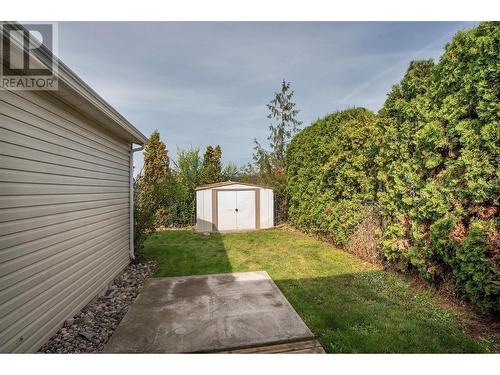 2550 Hollywood Road Unit# 104, Kelowna, BC - Outdoor