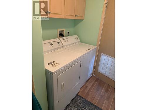 2550 Hollywood Road Unit# 104, Kelowna, BC - Indoor Photo Showing Laundry Room