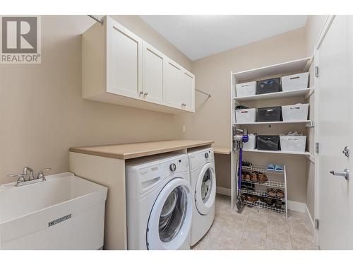 13117 Porter Drive, Lake Country, BC - Indoor Photo Showing Laundry Room