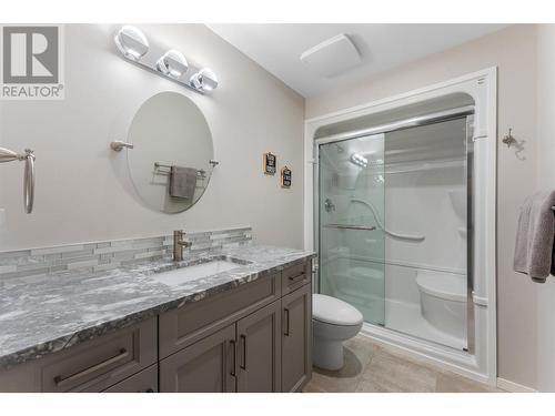 13117 Porter Drive, Lake Country, BC - Indoor Photo Showing Bathroom