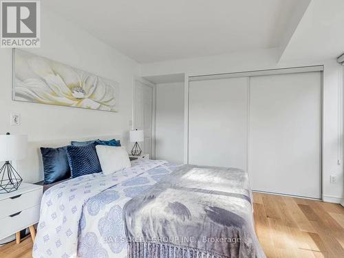 709 - 761 Bay Street, Toronto, ON - Indoor Photo Showing Bedroom