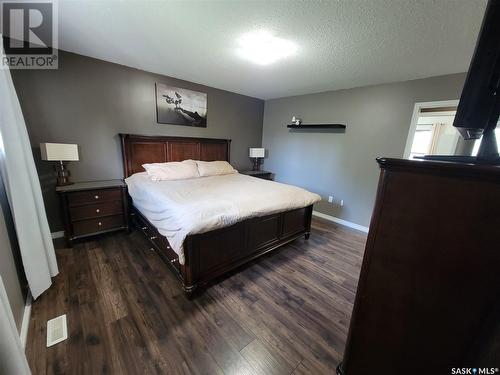 201 Arthur Street, Cut Knife, SK - Indoor Photo Showing Bedroom