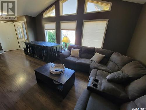 201 Arthur Street, Cut Knife, SK - Indoor Photo Showing Living Room