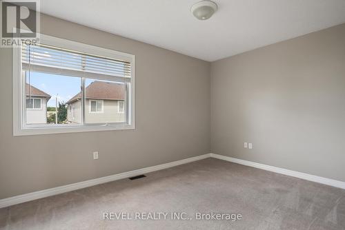 176 Thrushwood Drive, Barrie (Holly), ON - Indoor Photo Showing Other Room