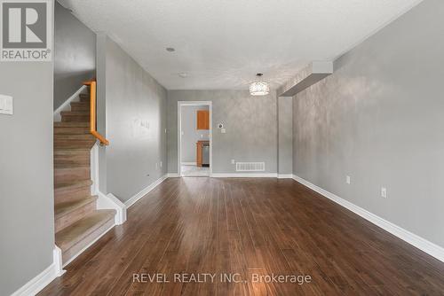 176 Thrushwood Drive, Barrie (Holly), ON - Indoor Photo Showing Other Room