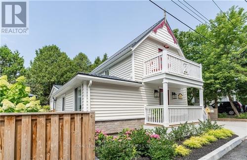 4 6Th Street, Grimsby, ON - Outdoor With Deck Patio Veranda