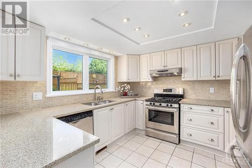 101 Picasso Drive, Ottawa, ON - Indoor Photo Showing Kitchen With Stainless Steel Kitchen With Double Sink