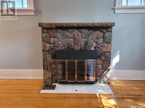 106 31St Street W, Saskatoon, SK - Indoor Photo Showing Other Room With Fireplace