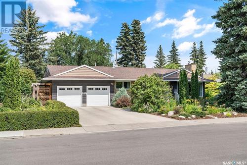 313 Bate Crescent, Saskatoon, SK - Outdoor With Facade